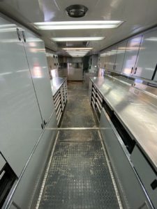 EV20 5000 used transporter interior